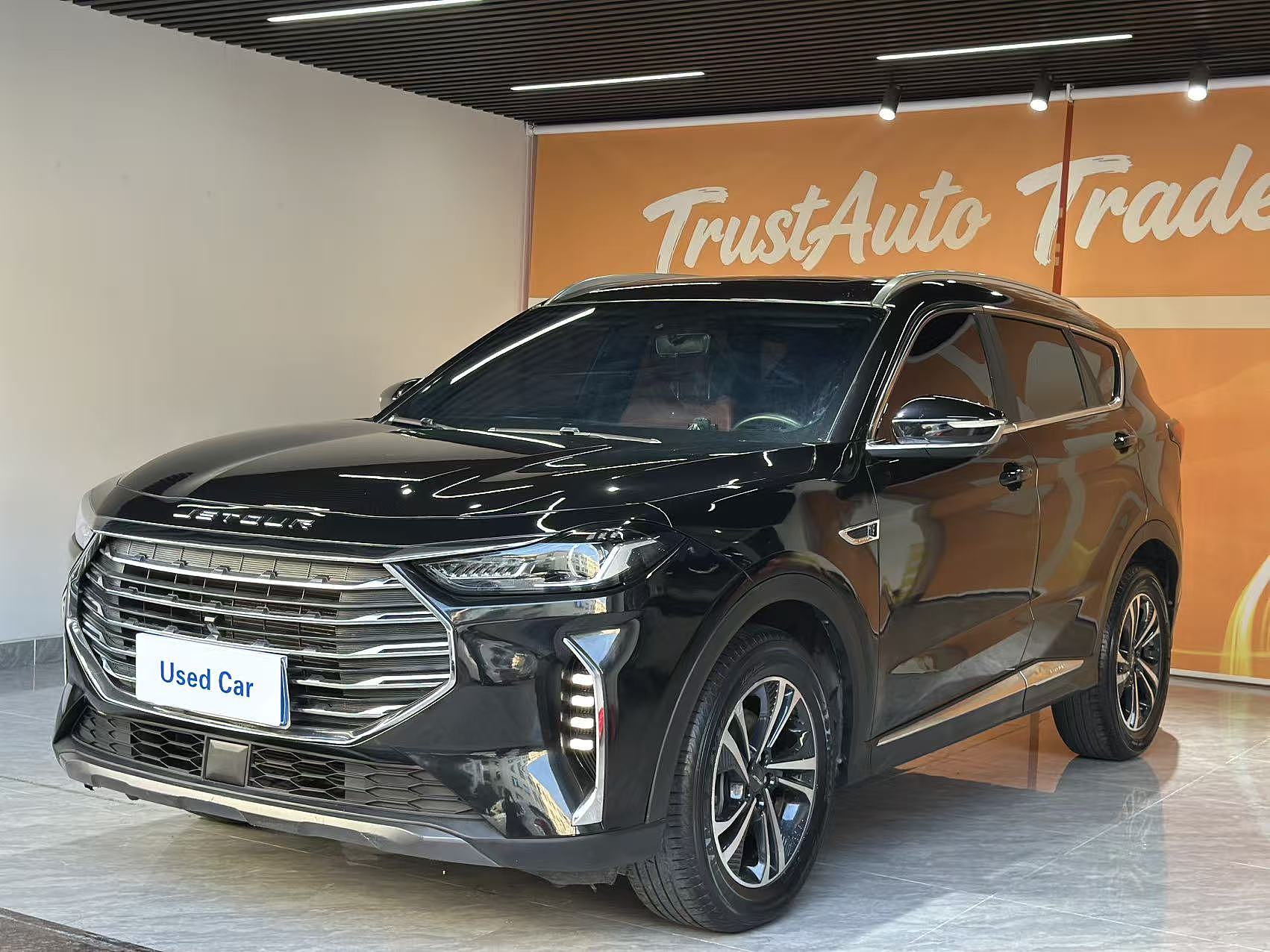 Jetour X70 PLUS 1.5T DCT MTB PRO 5 seater