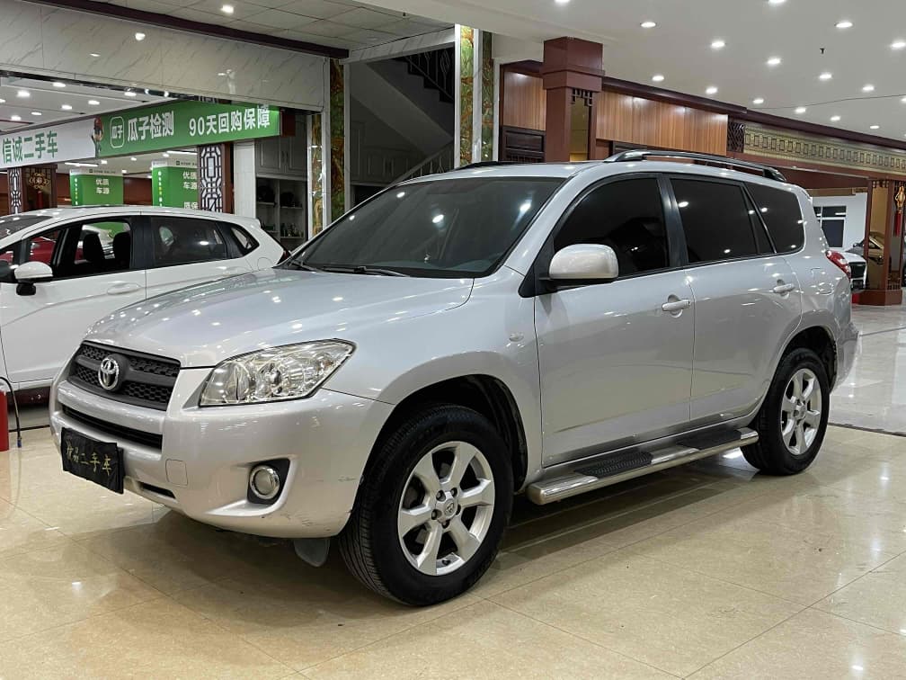 2009 Toyota RAV4 2.0L Automatic Deluxe Edition
